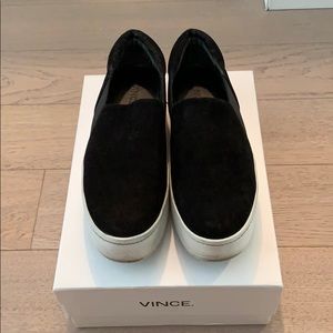 Vince Black Suede Warren Size US 8